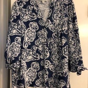 Long sleeve blue linen shirt